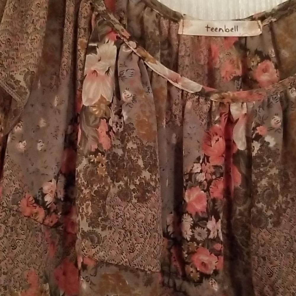 Blouse - Picture 3 of 3